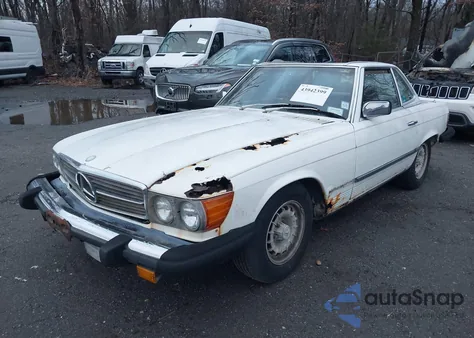 1983 Mercedes-Benz 380 Sl z USA, uszkodzony, nr VIN WDBBA45AXDB021428